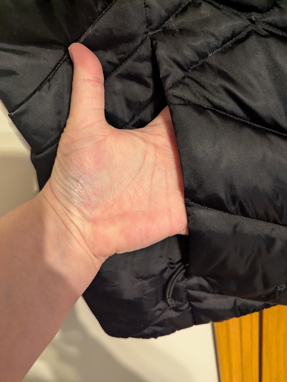 The North Face Navy Quilted Down Vest - Picture 3 of 3